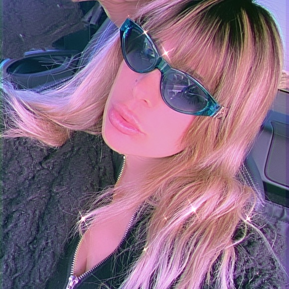 Meet your Posher, Raquel - Picture 10 of 13